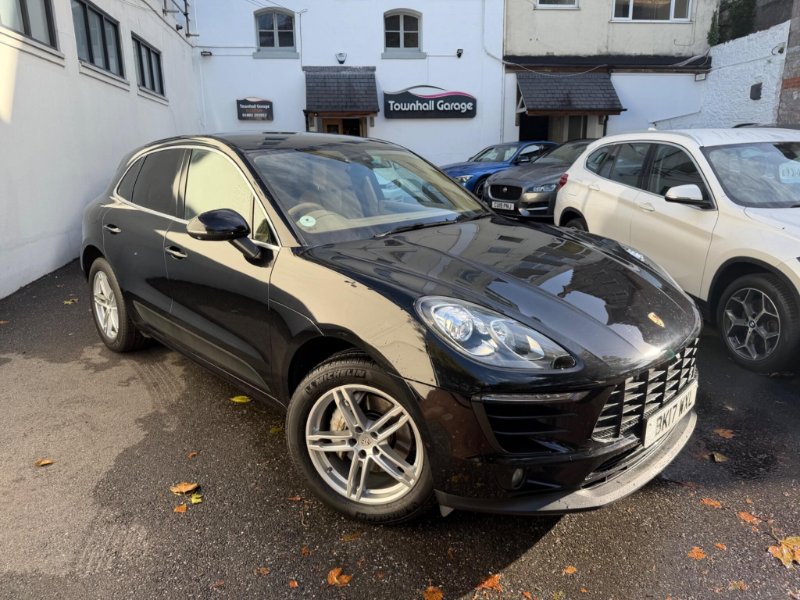 2017 Porsche Macan